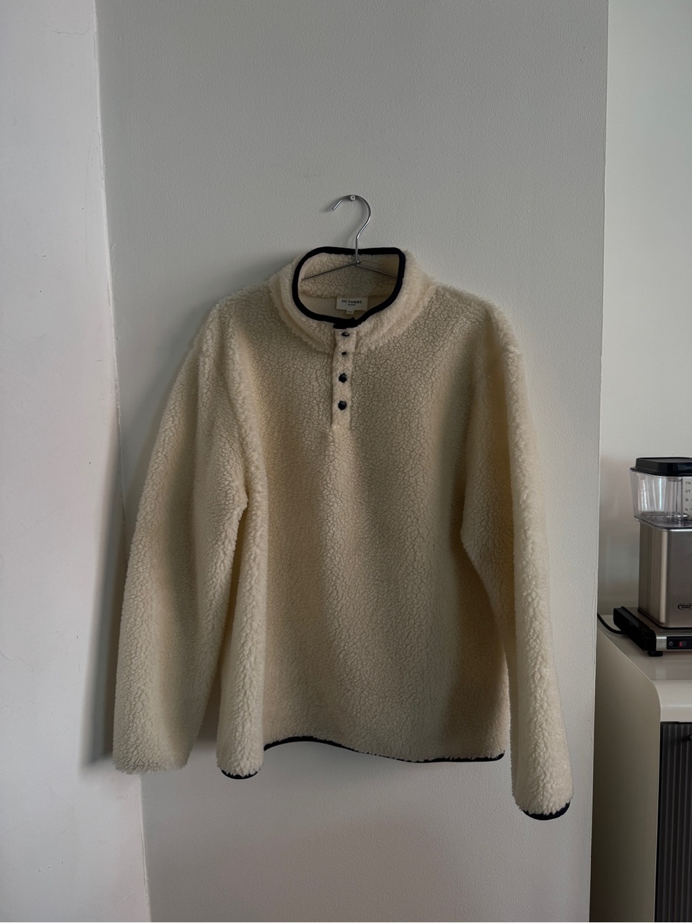 OCTOBRE Cream Fleece Pullover Like New